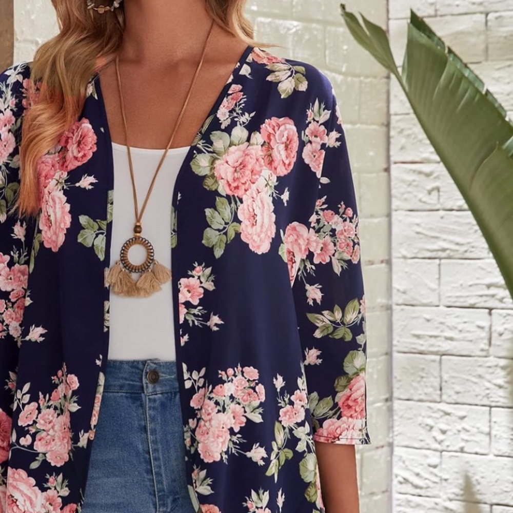 BEYOVE Blue Floral Print Open Front cover up tunic - Picture 12 of 12
